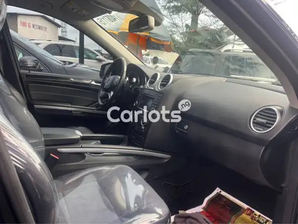 Foreign used 2010 Mercedes Benz Ml350 for sale in Apapa, Lagos - thumbnail 2