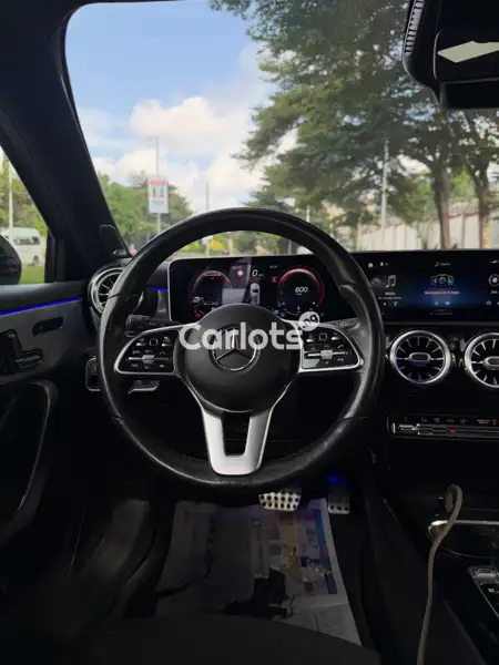Foreign Used 2019 Mercedes-Benz A250 – Stylish German Luxury Car for sale in Asokoro, Abuja - thumbnail 5