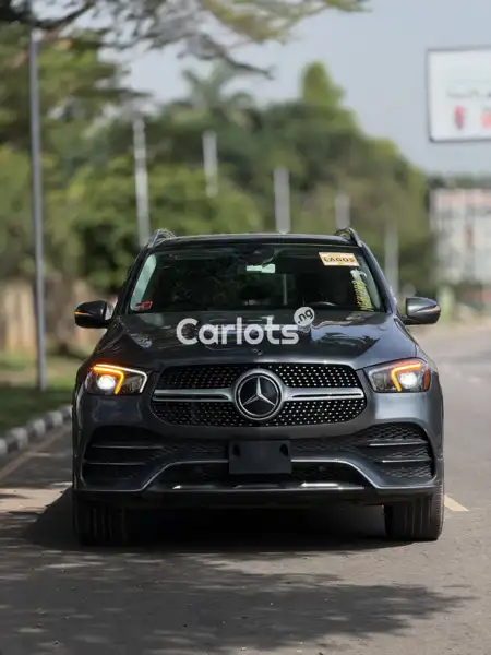 Foreign Used Mercedes GLE450 2019 – Premium German Engineering for sale in Asokoro, Abuja - thumbnail 2
