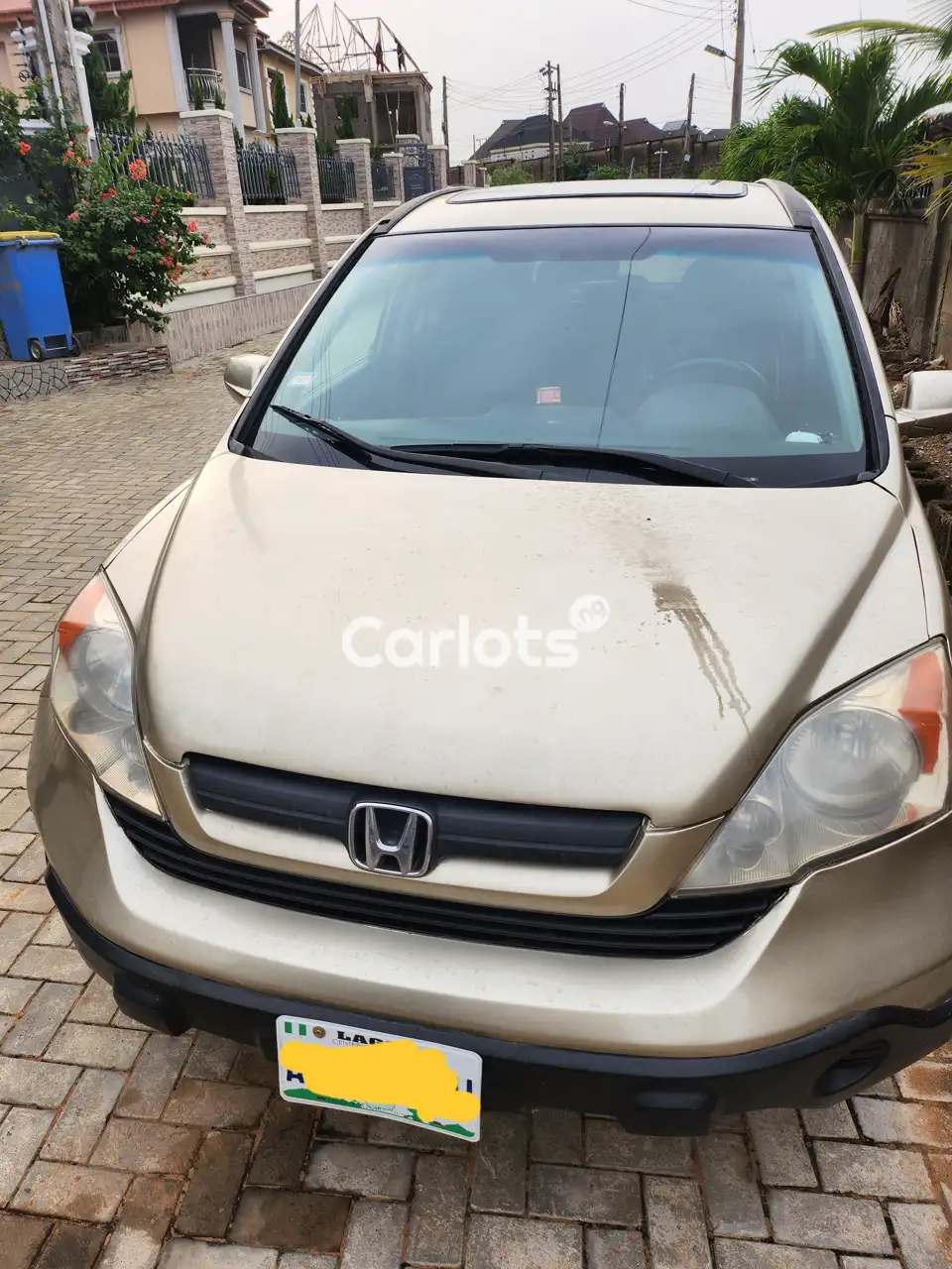Nigerian Used Honda CR-V 2008 Golden for sale in Yaba, Lagos - thumbnail 2