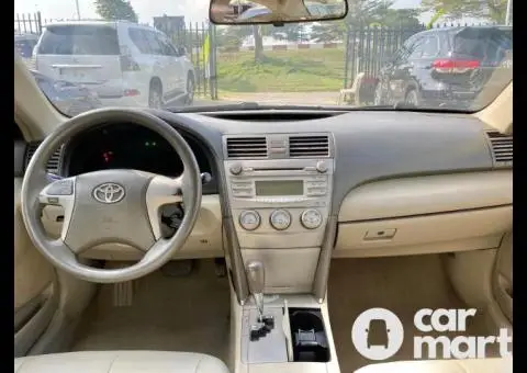 2011 Toyota Camry - 3/5