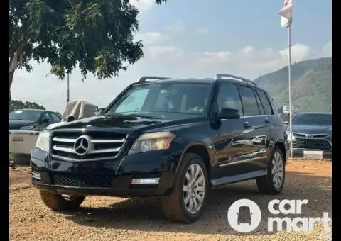 2011 Mercedes Benz GLK350 - 3/5