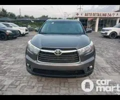 2014 Toyota Highlander XLE - 1