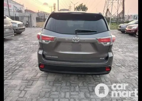 2014 Toyota Highlander XLE - 5/5