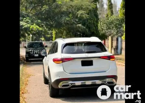 2023 Mercedes Benz GLC300 - 5/5