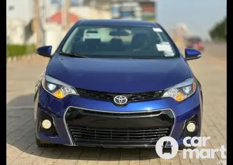 2016 Toyota Corolla Sport - 4/5