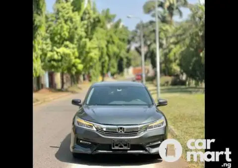 Foreign standard 2017 Honda Accord - 1/5