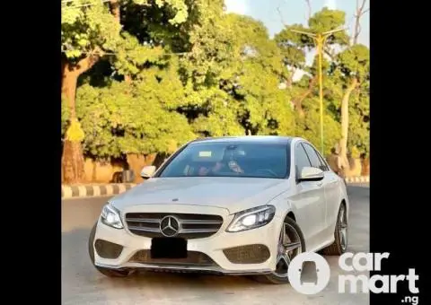 2015 Mercedes Benz C300 Full Option - 2/5