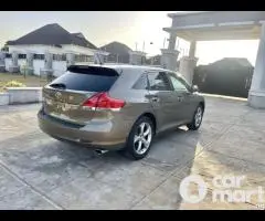 Foreign used 2010 Toyota Venza Full Option