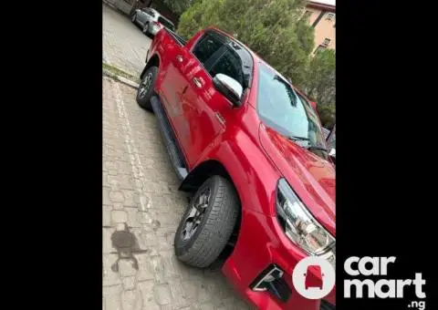 Foreign used 2019 Toyota Hilux - 2/5