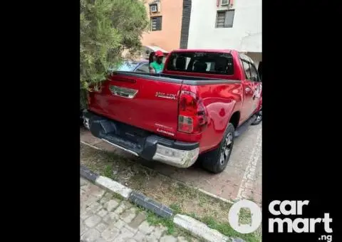 Foreign used 2019 Toyota Hilux - 5/5