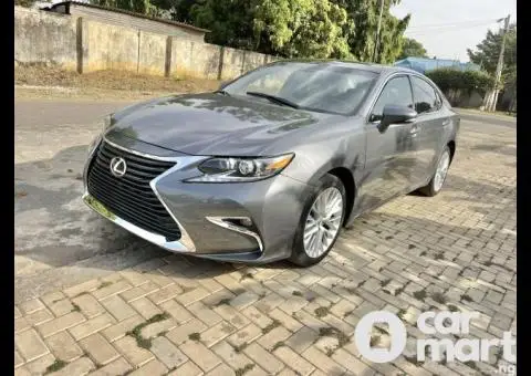 Foreign used 2018 Lexus ES350 - 2/5