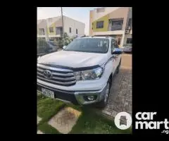 Used 2021 Toyota Hilux - 5