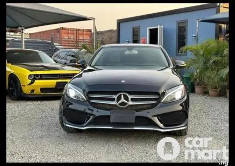 Foreign standard 2016 Mercedes Benz C300 - 1/5