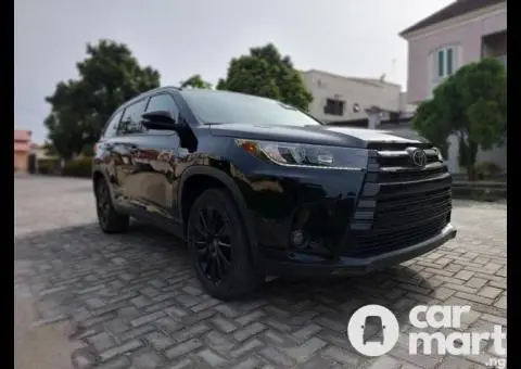 Direct Tokunbo 2019 Toyota Highlander SE - 3/5