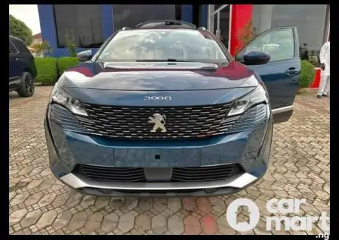 Brand new 2023 Peugeot 3008 Hybrid - 1/5