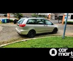 Foreign used 2008 Toyota Sienna CE