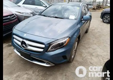 Foreign used 2015 Mercedes Benz GLA250 - 4/5