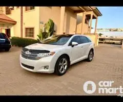 Foreign standard 2010 Toyota Venza Full Option