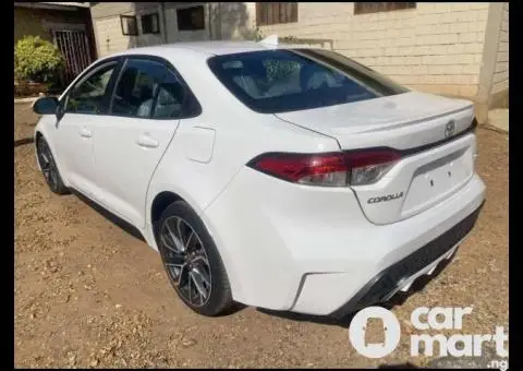 Foreign used 2021 Toyota Corolla - 4/5