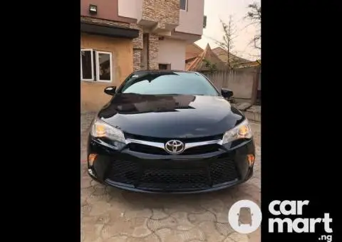 2016 Foreign used Toyota Camry Sport - 1/5