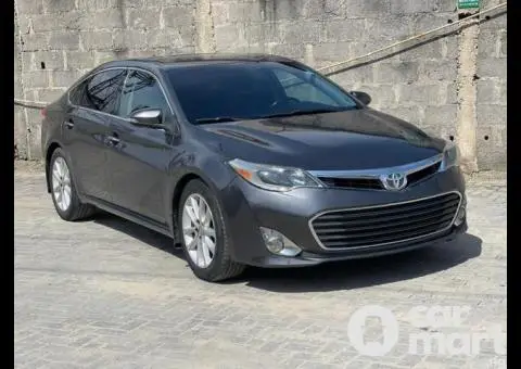 Toyota Avalon 2013. Foreign used - 3/5