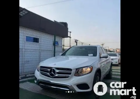 Tokunbo 2016 Mercedes Benz GLC300 - 1/5