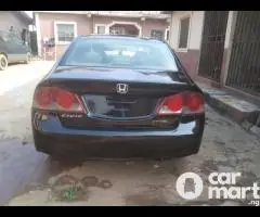 Uber Standard 2007 Honda Civic - 1