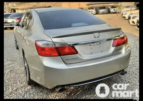 Foreign standard 2013 Honda Accord Sport - 4/5