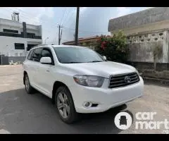 Foreign used Toyota highlander 08 - 1