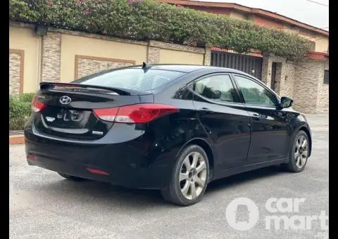 Hyundai Elantra 2013 limited edition - 2/5