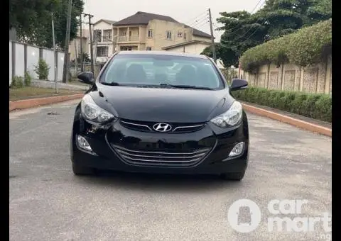 Hyundai Elantra 2013 limited edition - 3/5