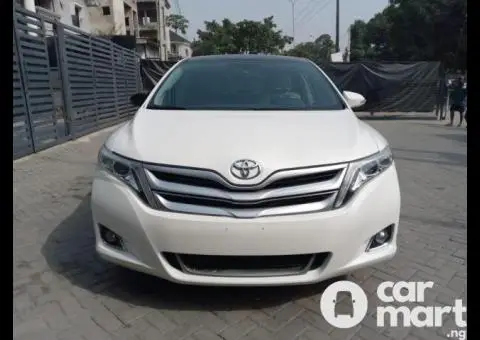 Used 2013 Toyota Venza - 1/5