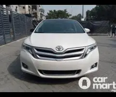 Used 2013 Toyota Venza - 1