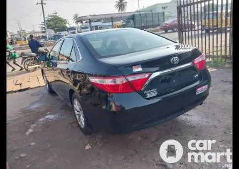 Foreign used Toyota Camry LE 2015 - 5/5