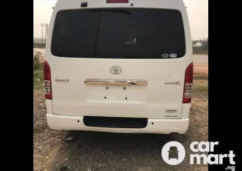 Foreign Used 2017 Toyota HiAce Hummer 2 - 3/5