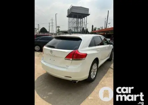 Foreign-used 2010 Toyota Venza - 5/5