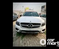 2017 Mercedes Benz GLC300 4Matic