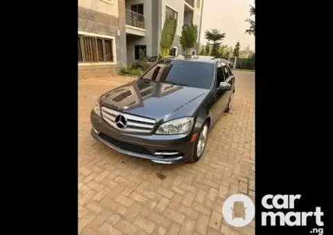 2010 Mercedes Benz C300 - 4/5