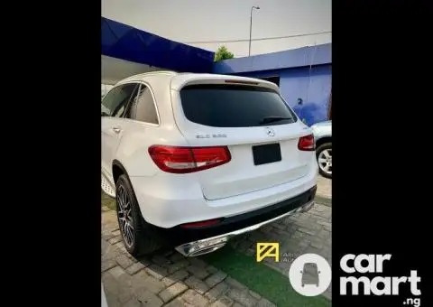 2017 Mercedes Benz GLC300 4Matic - 5/5