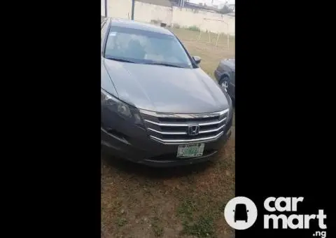 Used 2010 Honda Accord Crosstour - 2/5