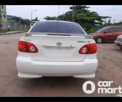 Toks 2005 Toyota Corolla Sports ..white - 5