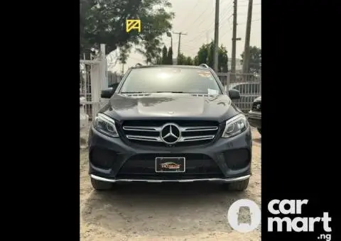 2016 Mercedes Benz GLE 400 4Matic - 1/5