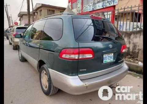 Used Toyota Sienna 2003 - 4/5