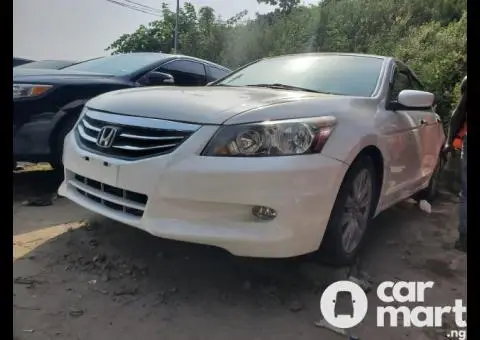 Foreign used 2012 Honda Accord Accident free - 1/5