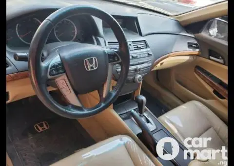 Foreign used 2012 Honda Accord Accident free - 3/5