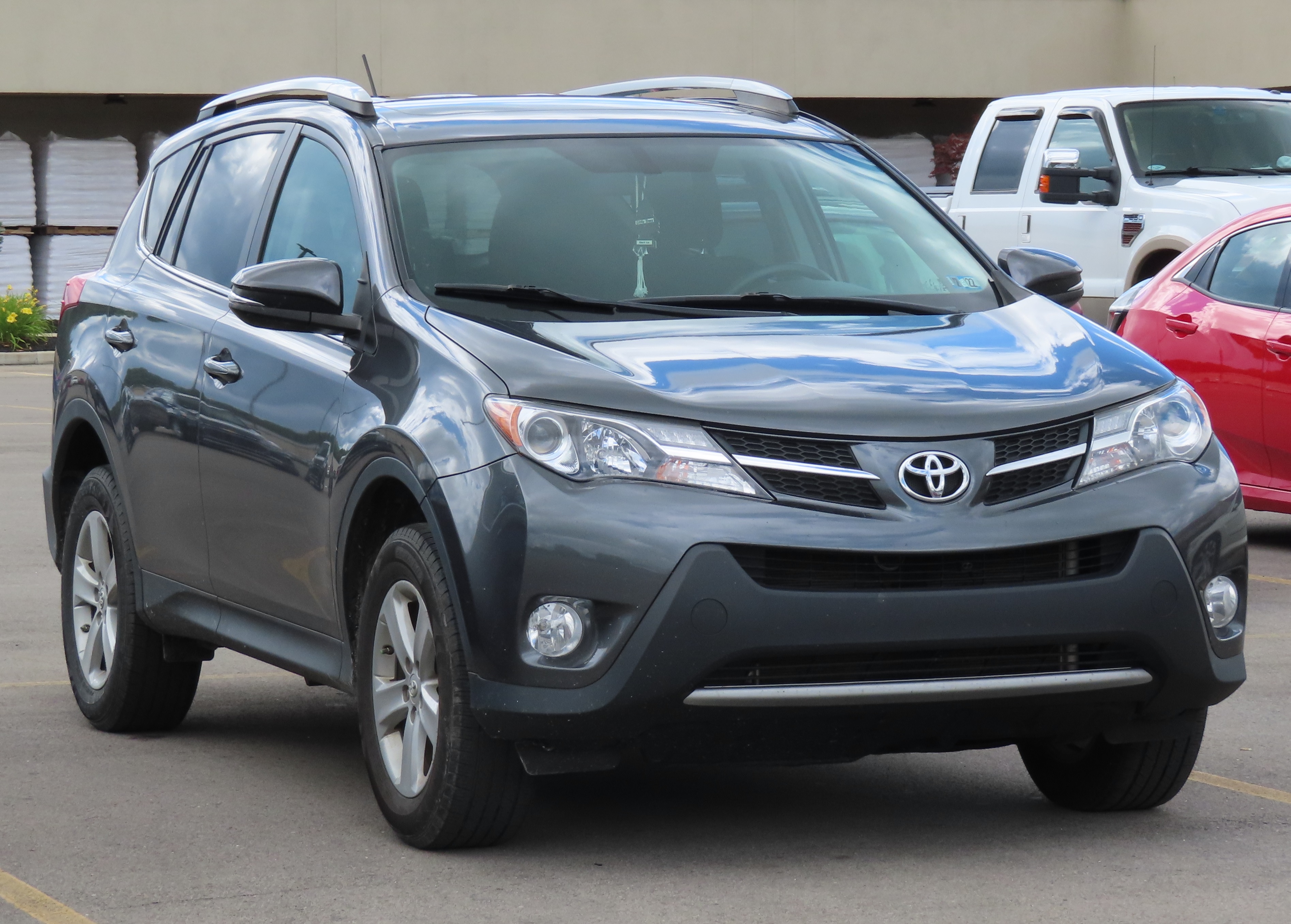 Toyota RAV4 2015